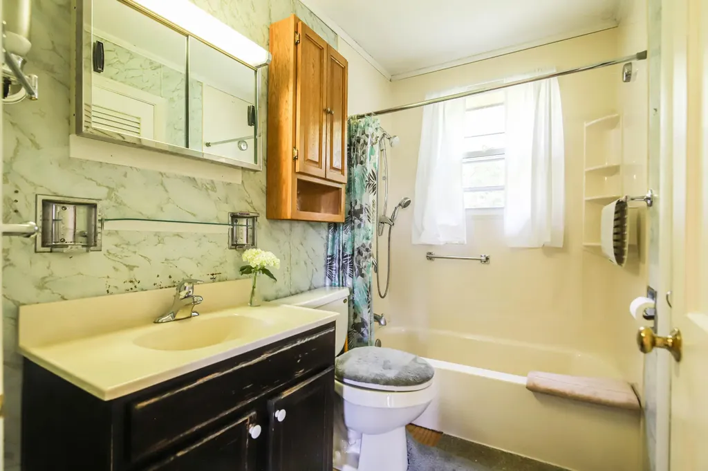 20 Jefferson Street Westbrook ME 04092