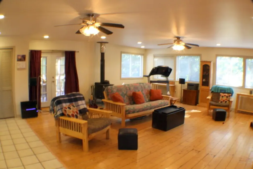 1543 Main Street Lewiston ME 04240