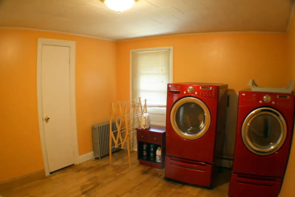 1543 Main Street Lewiston ME 04240
