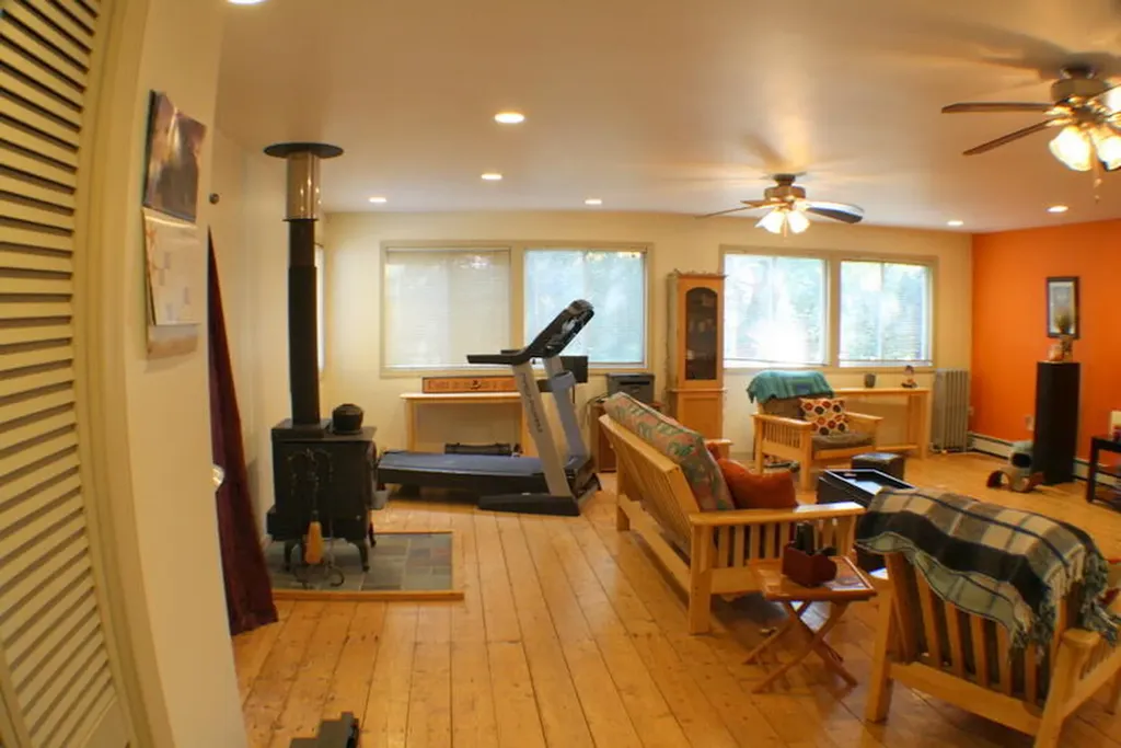 1543 Main Street Lewiston ME 04240