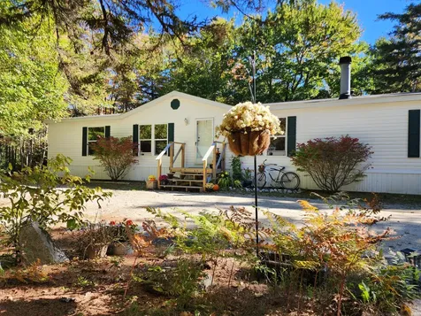 27 Evergreen Lane Blue Hill ME 04614