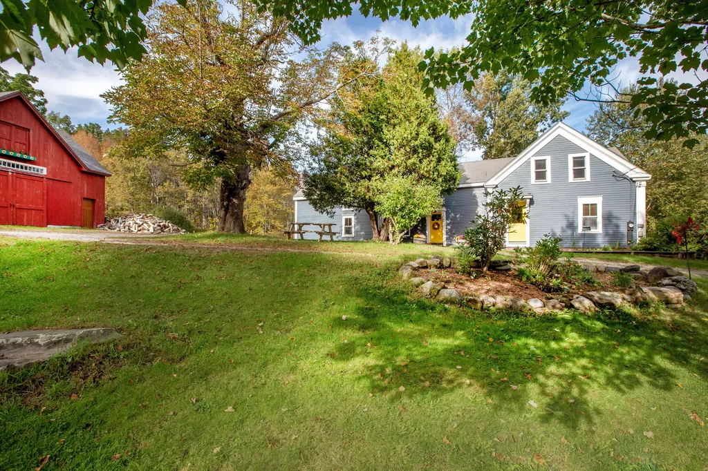45 Fisher Road Bowdoinham ME 04008