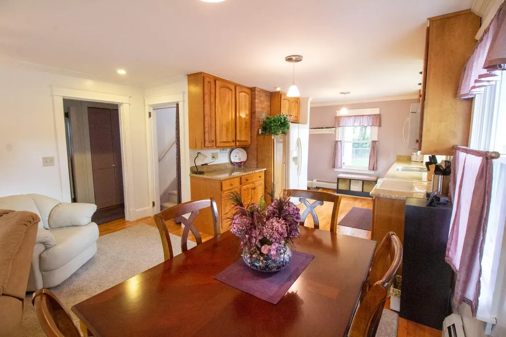 295 Maple Street Bangor ME 04401