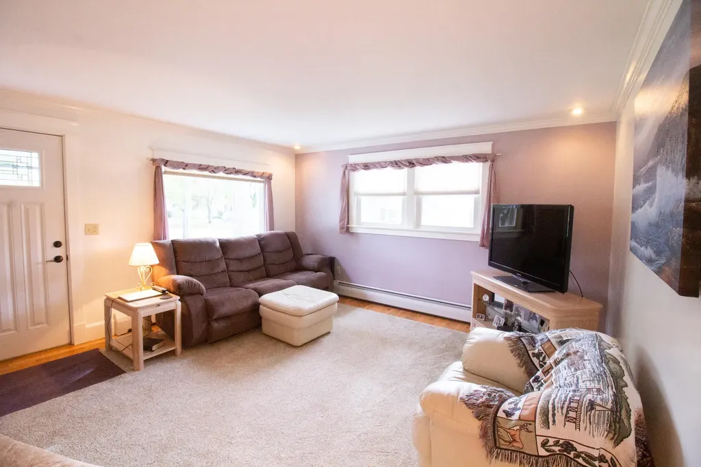 295 Maple Street Bangor ME 04401