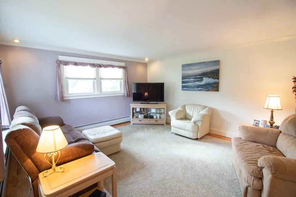 295 Maple Street Bangor ME 04401