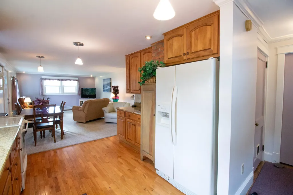 295 Maple Street Bangor ME 04401