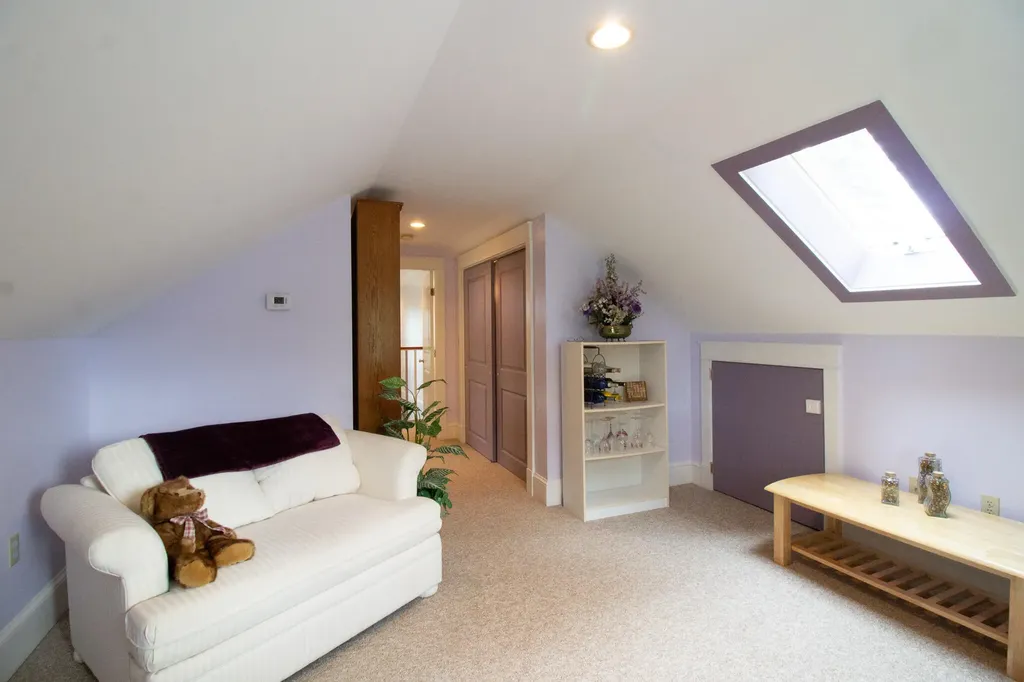 295 Maple Street Bangor ME 04401
