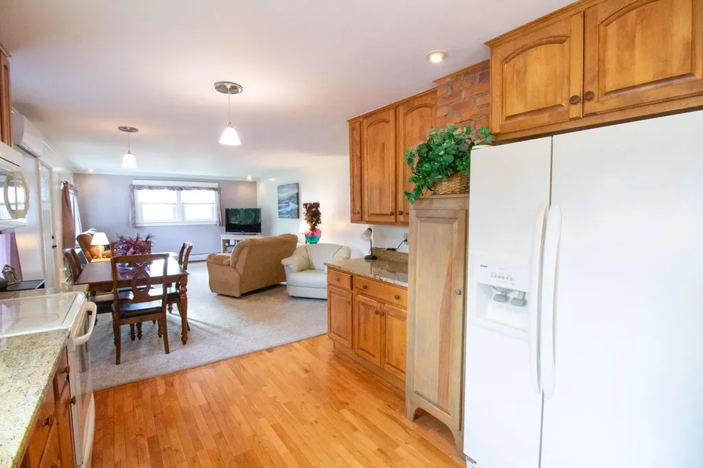 295 Maple Street Bangor ME 04401