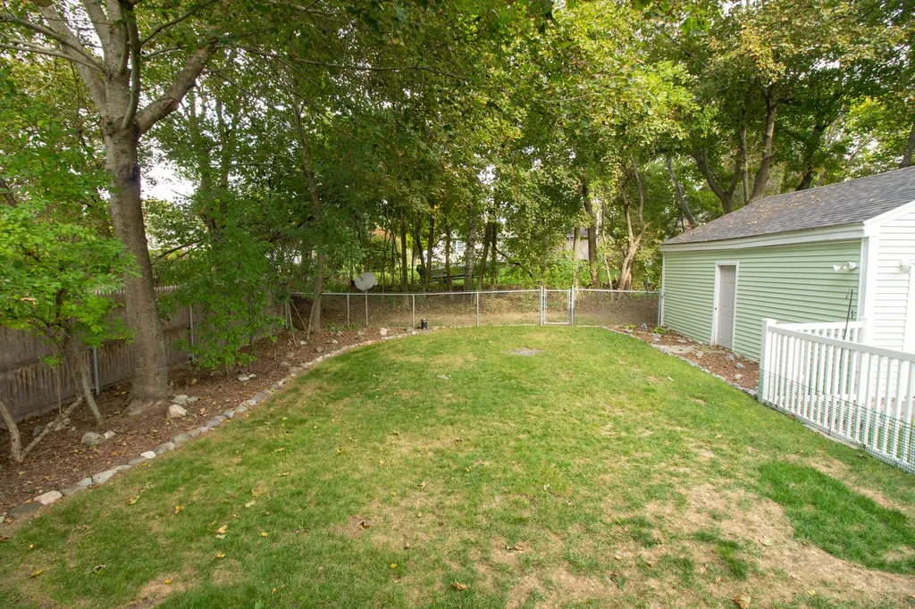 295 Maple Street Bangor ME 04401