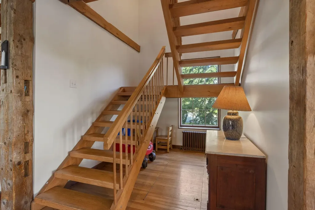 323 Court Street Auburn ME 04210
