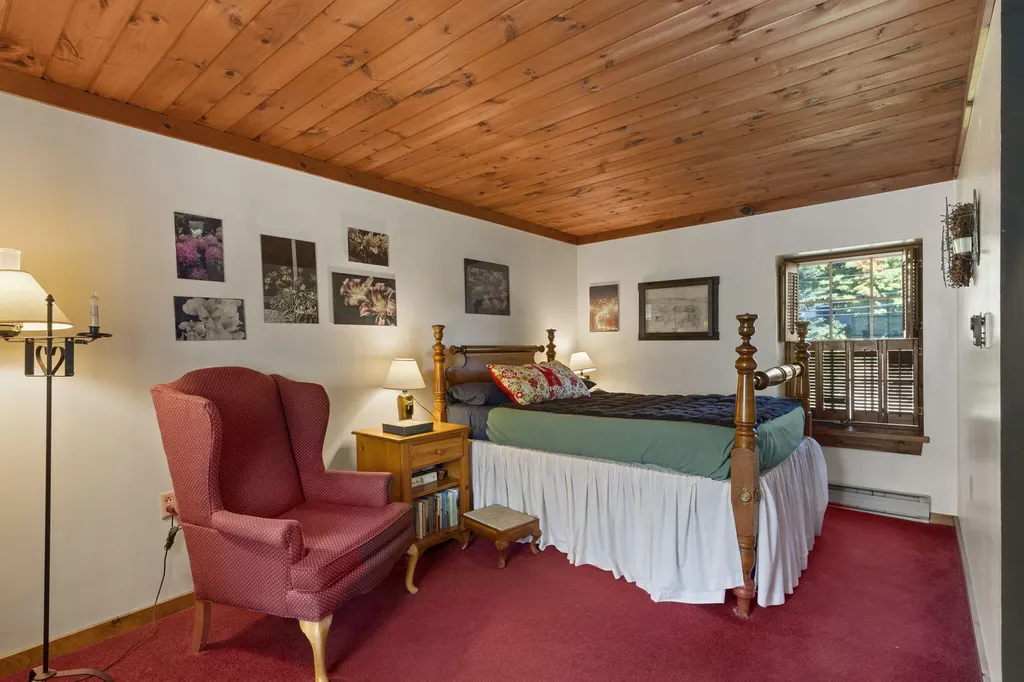 323 Court Street Auburn ME 04210