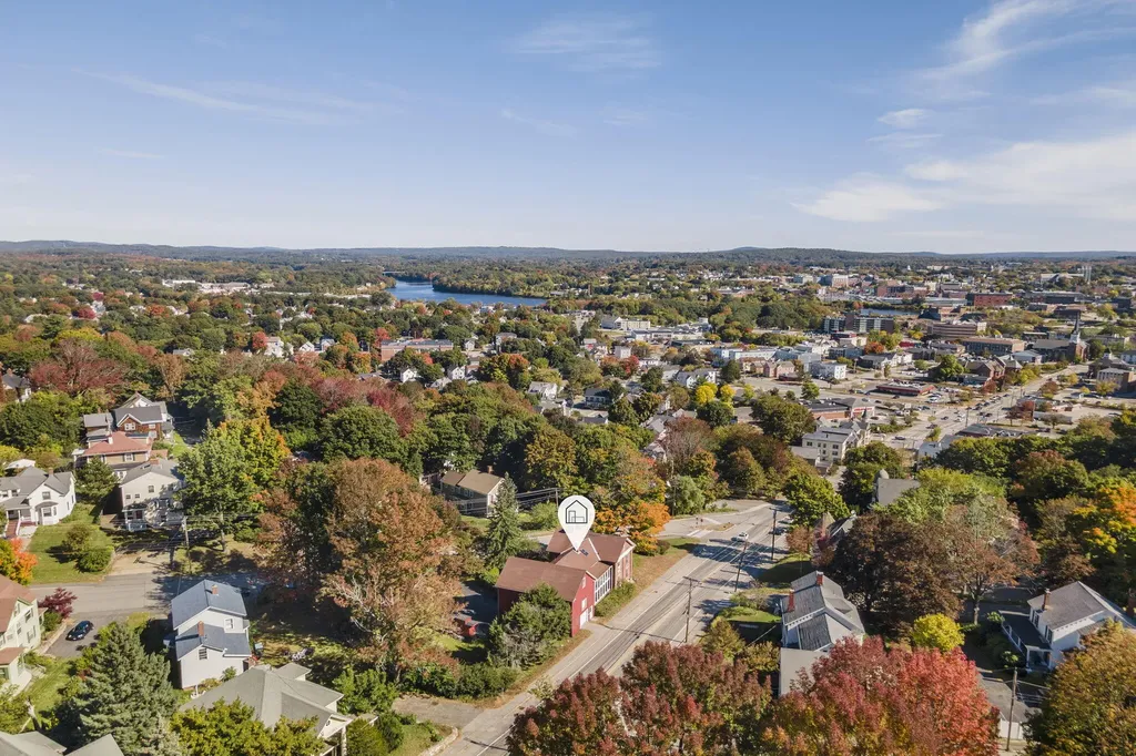 323 Court Street Auburn ME 04210
