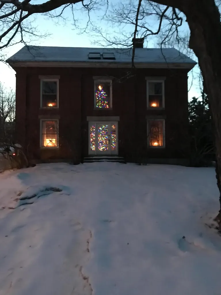 323 Court Street Auburn ME 04210