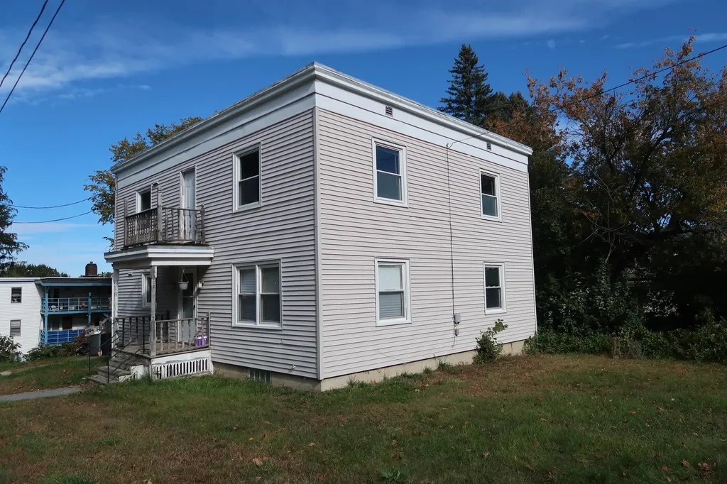 116 Fifth Street Auburn ME 04210