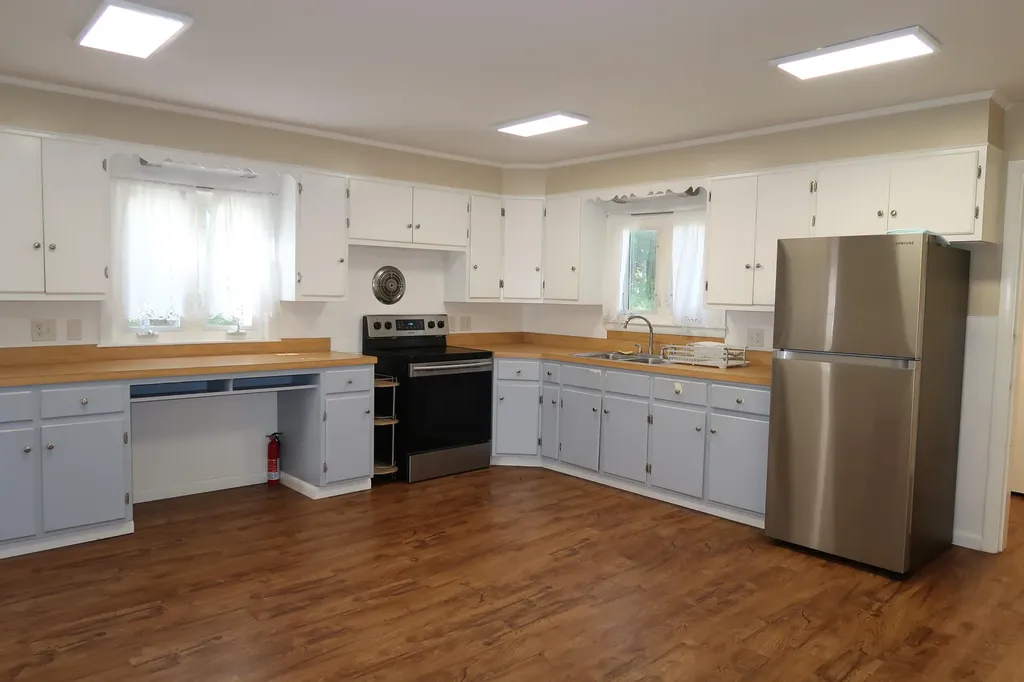 116 Fifth Street Auburn ME 04210