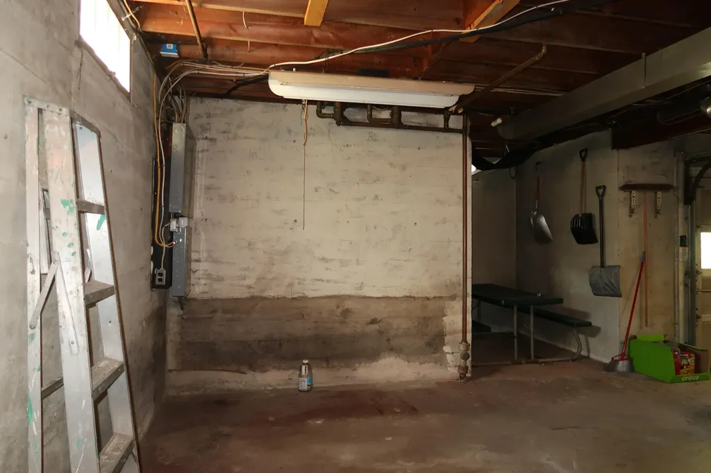 116 Fifth Street Auburn ME 04210
