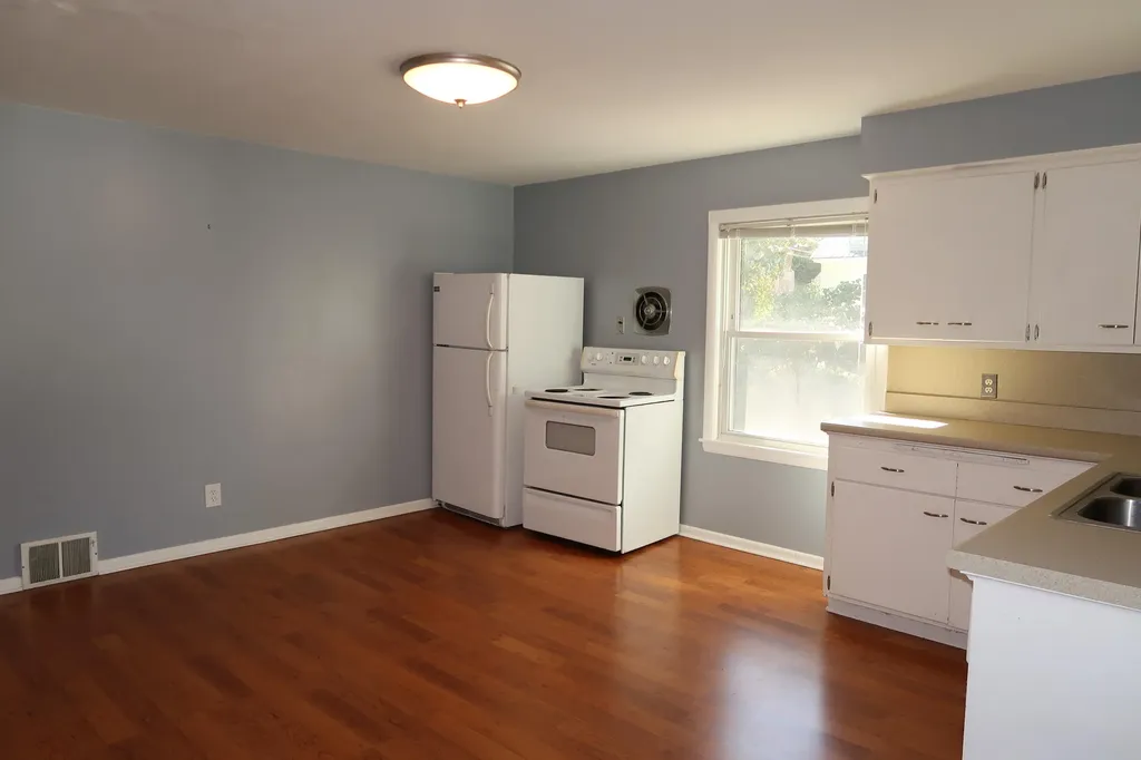 116 Fifth Street Auburn ME 04210