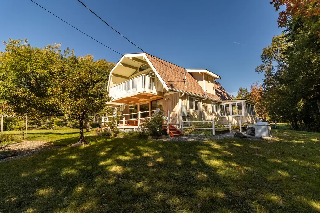 49 Keay Road Bowdoin ME 04287