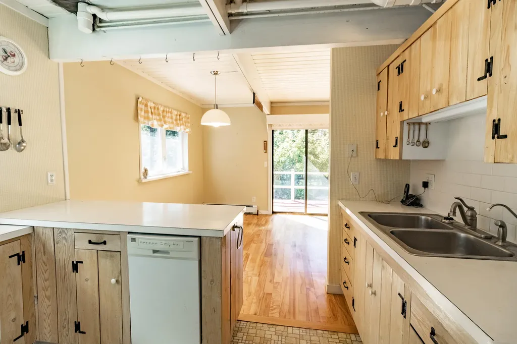 49 Keay Road Bowdoin ME 04287