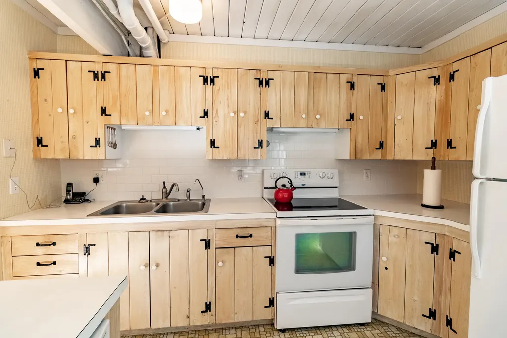 49 Keay Road Bowdoin ME 04287
