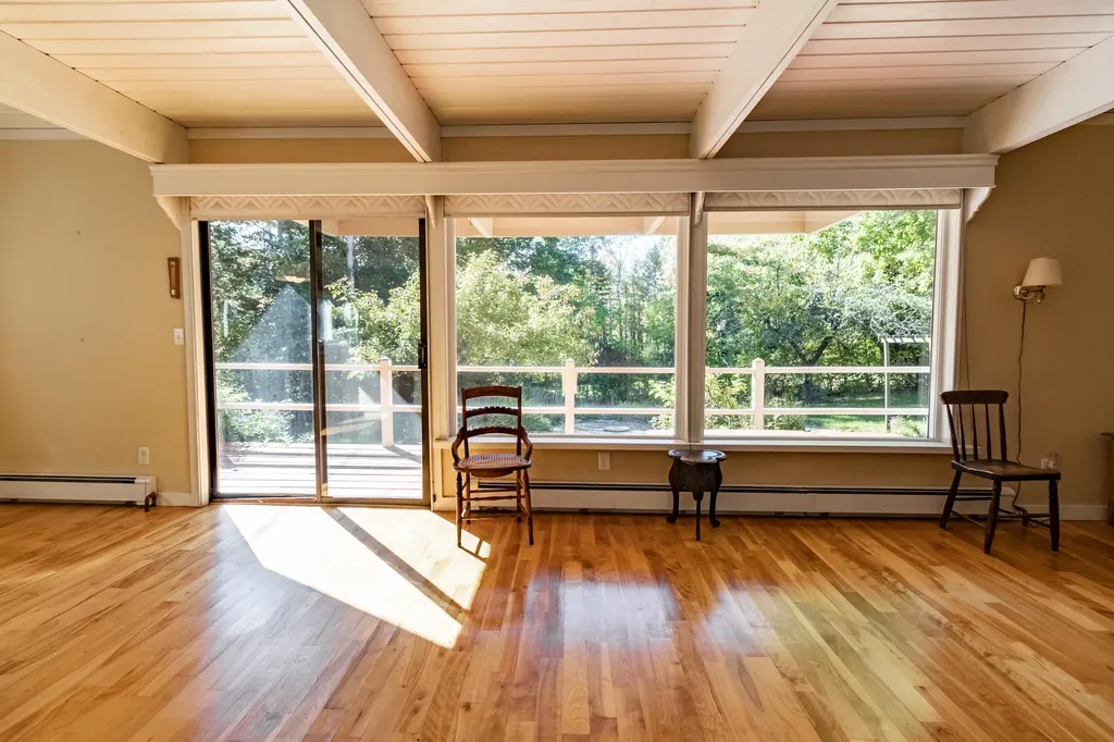 49 Keay Road Bowdoin ME 04287
