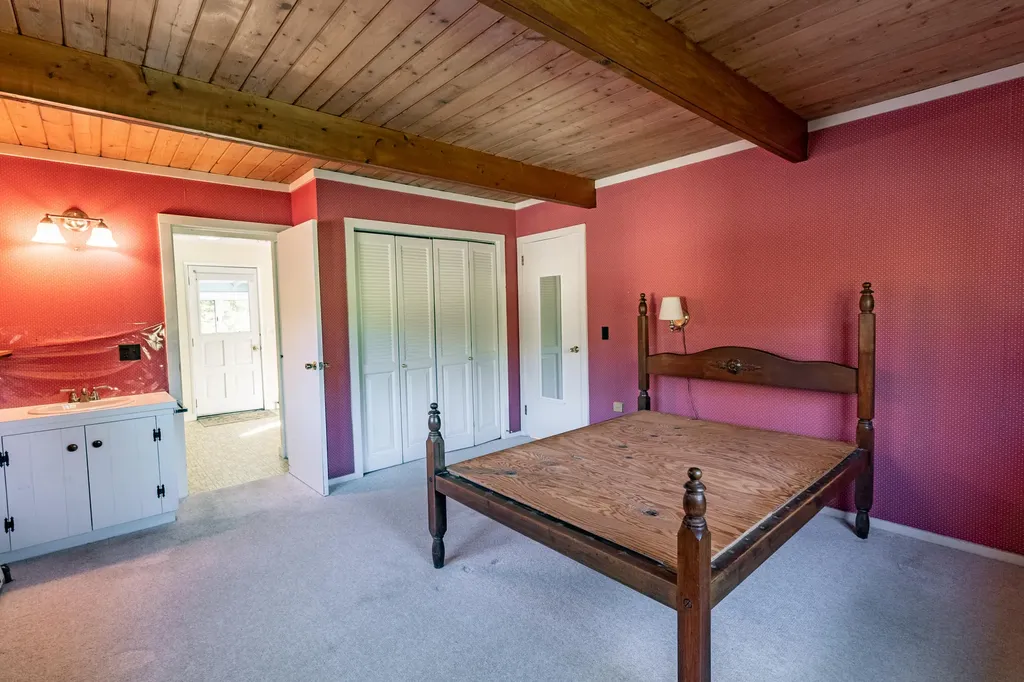 49 Keay Road Bowdoin ME 04287