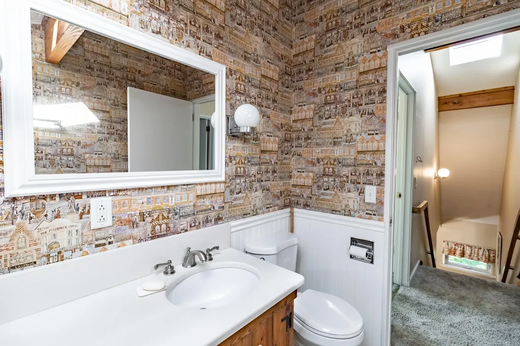 49 Keay Road Bowdoin ME 04287