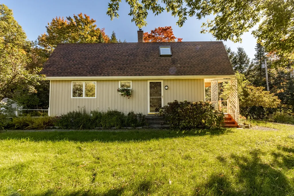 49 Keay Road Bowdoin ME 04287