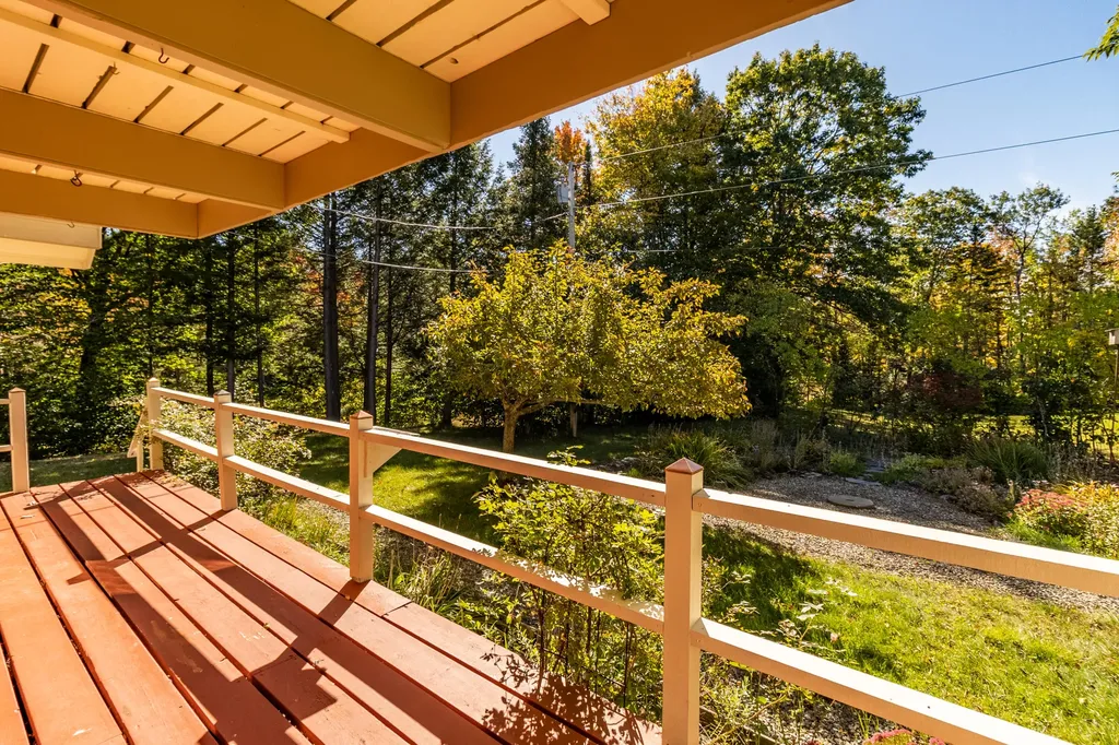 49 Keay Road Bowdoin ME 04287