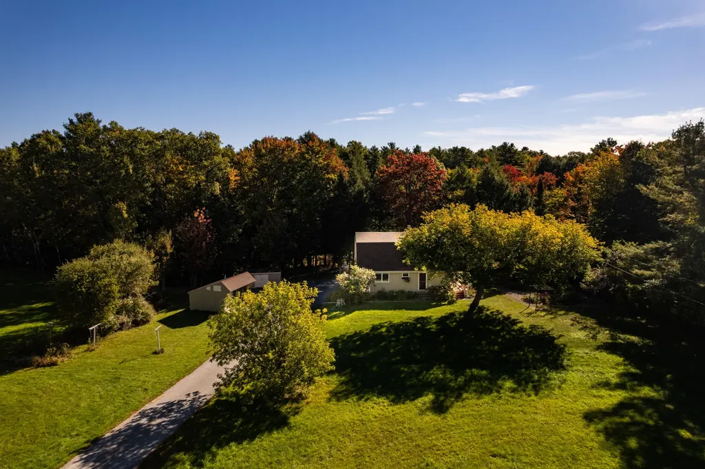 49 Keay Road Bowdoin ME 04287
