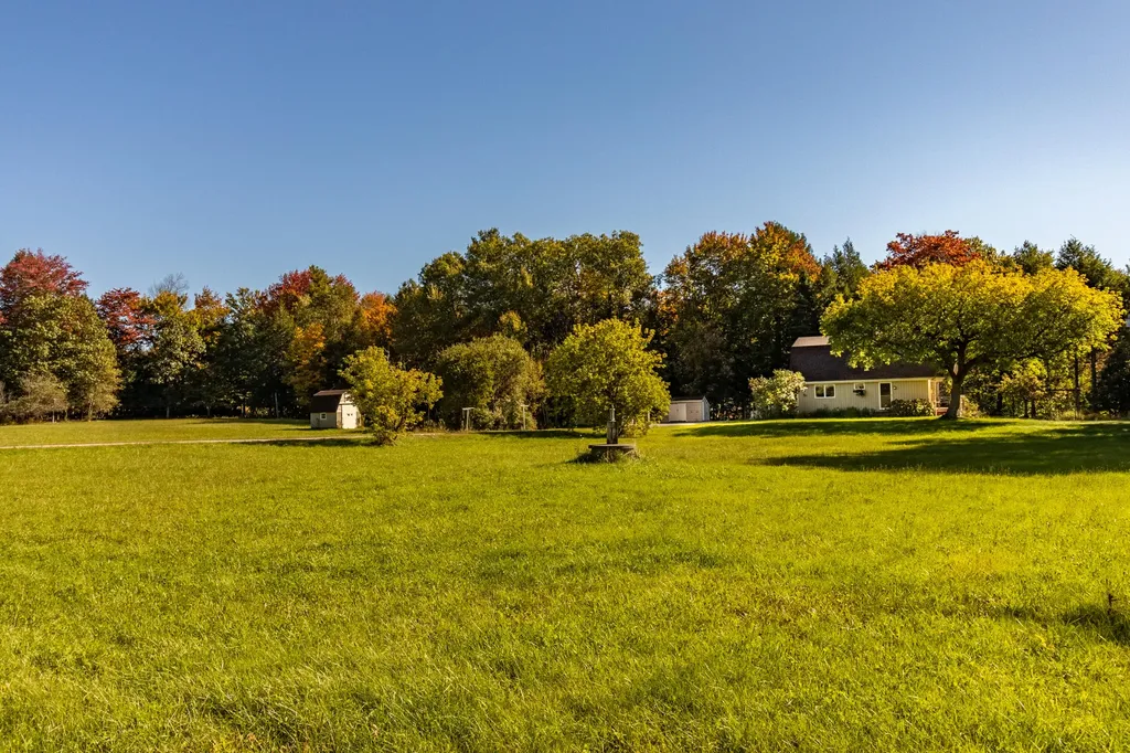 49 Keay Road Bowdoin ME 04287