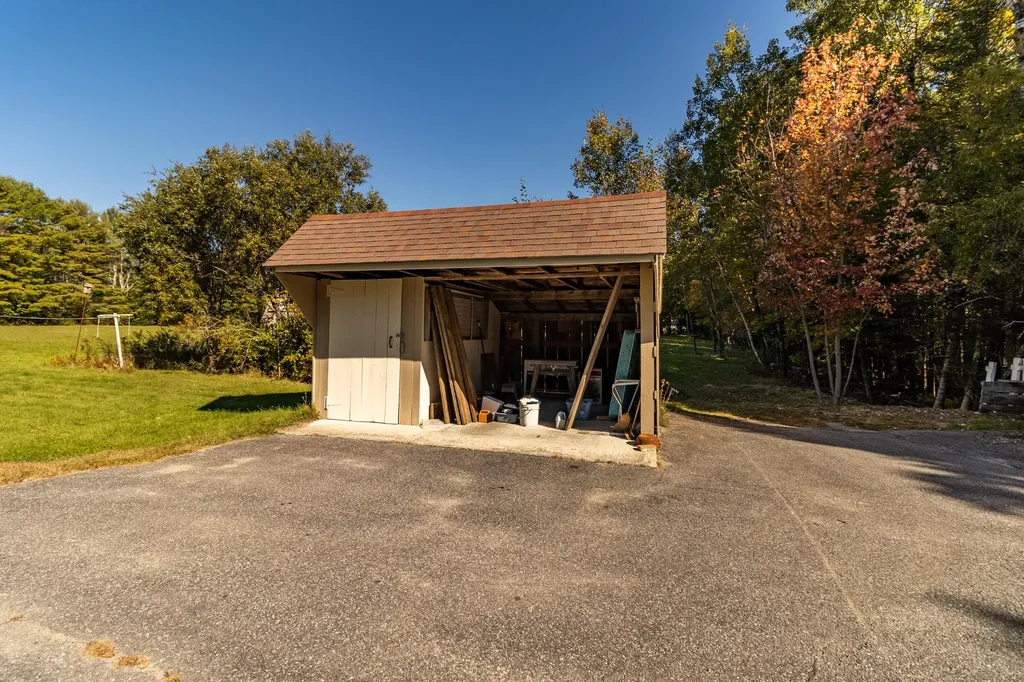 49 Keay Road Bowdoin ME 04287