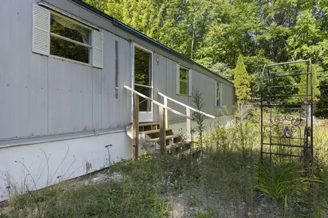 33 Jam Hill Road Oxford ME 04270