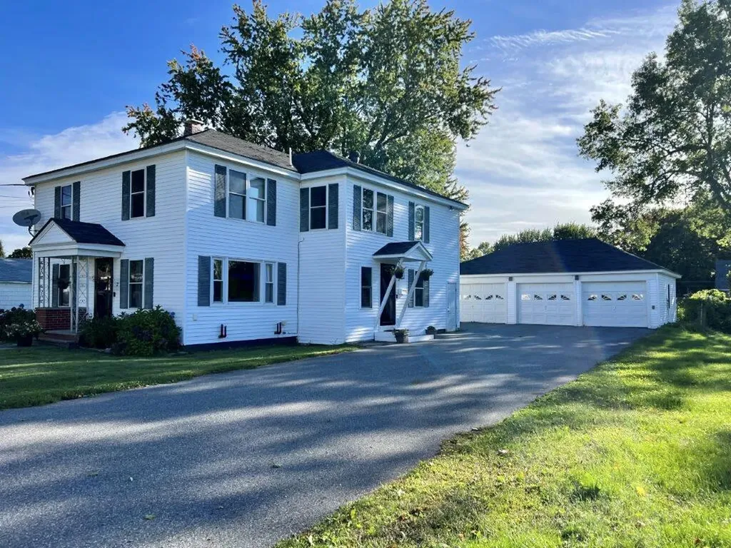 2 Frawley Street Winslow ME 04901