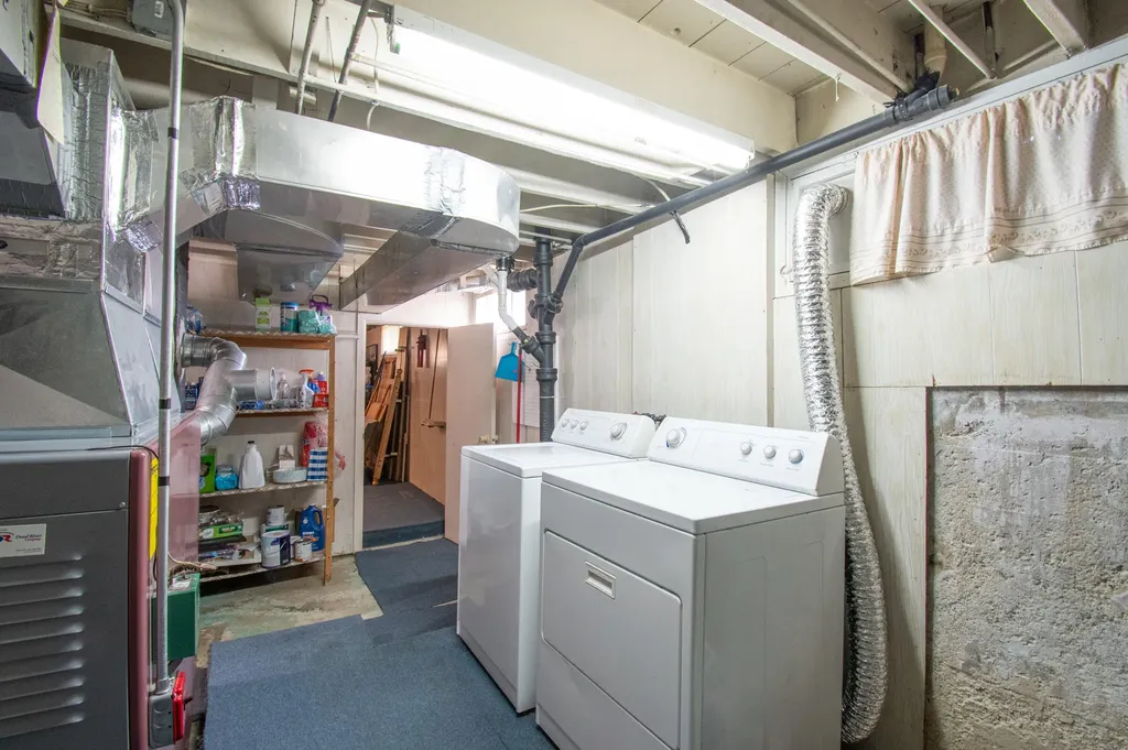 25 Turgeon Street Lewiston ME 04240