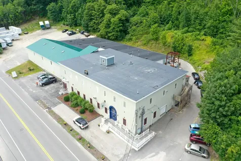 353 Riverside Drive Auburn ME 04210