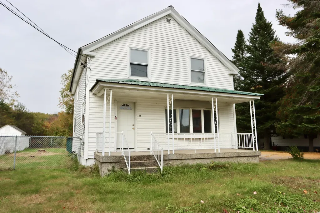 10 Goddard Road Lewiston ME 04240
