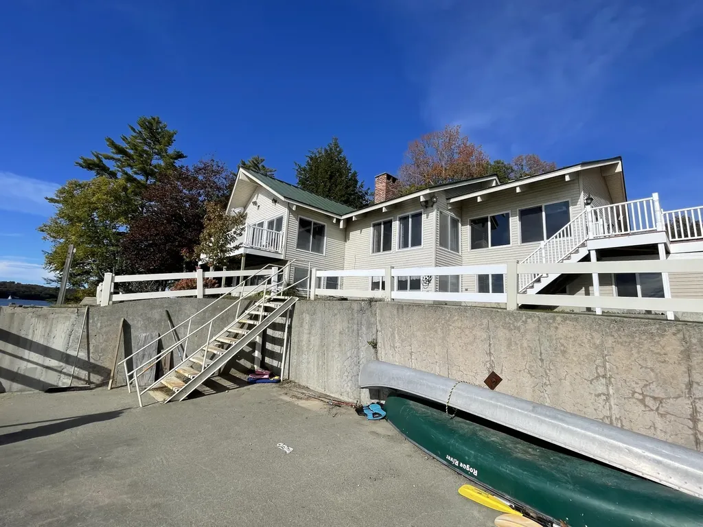104 Iris Lane Sidney ME 04330