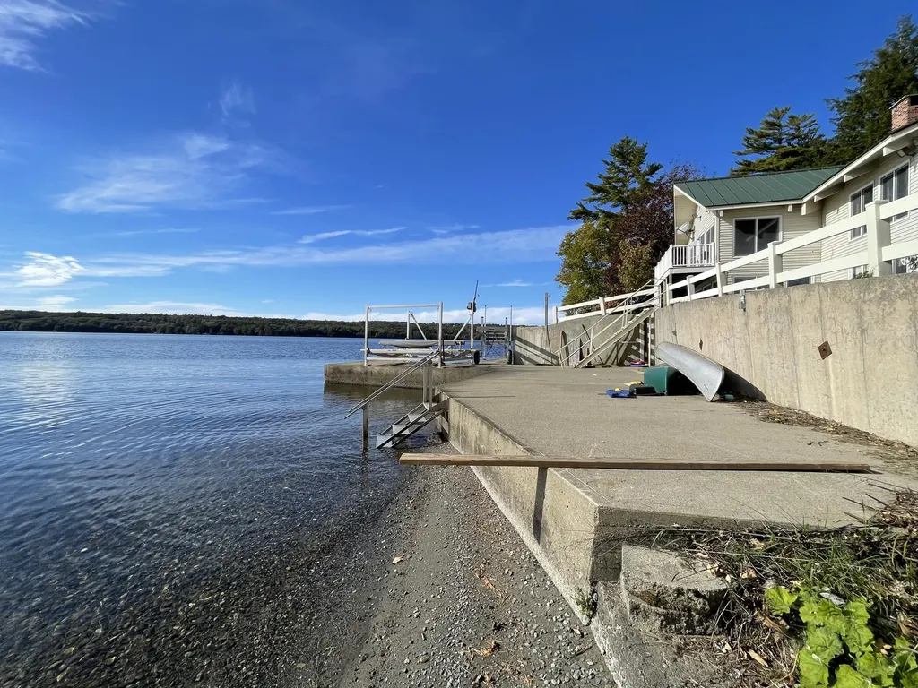 104 Iris Lane Sidney ME 04330