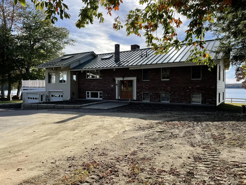 104 Iris Lane Sidney ME 04330