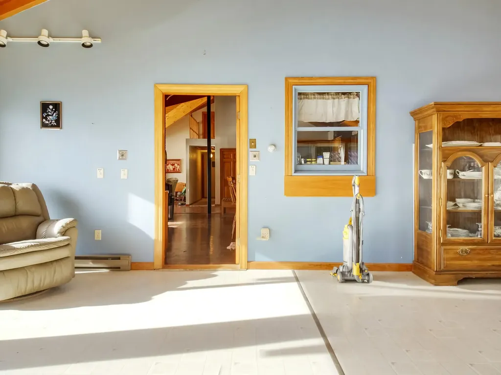 104 Iris Lane Sidney ME 04330