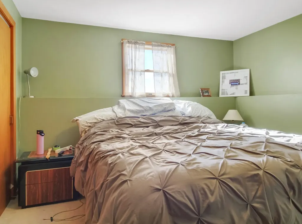 104 Iris Lane Sidney ME 04330