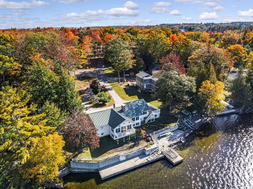 104 Iris Lane Sidney ME 04330