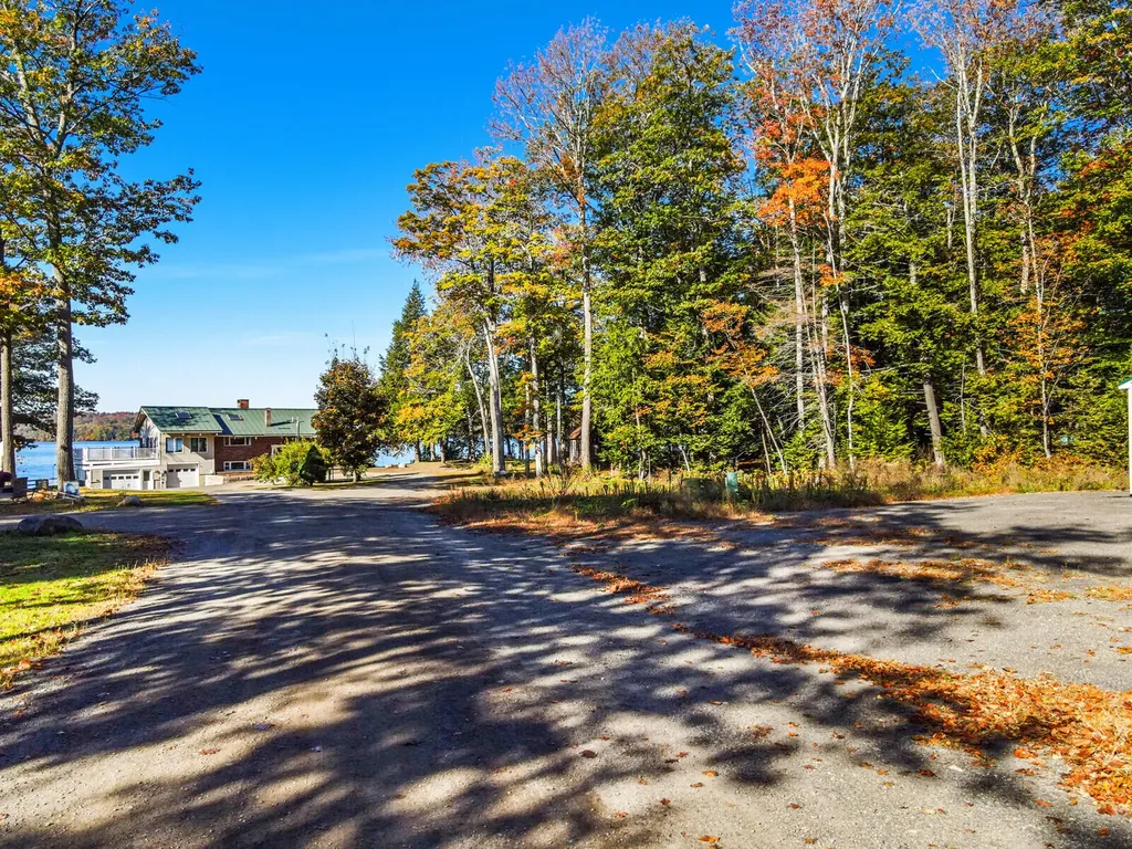 104 Iris Lane Sidney ME 04330