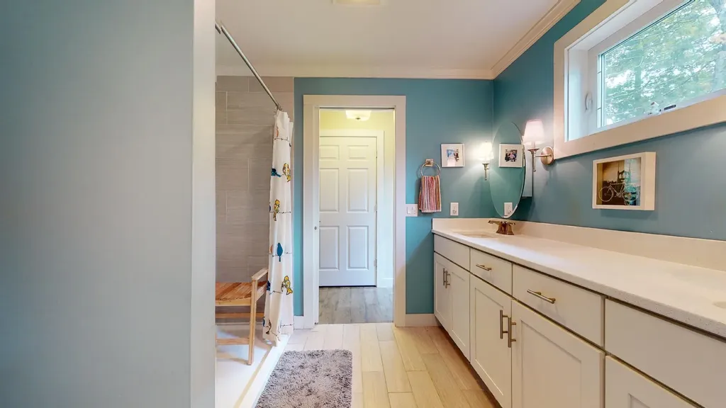 23 Thomas Drive Scarborough ME 04074