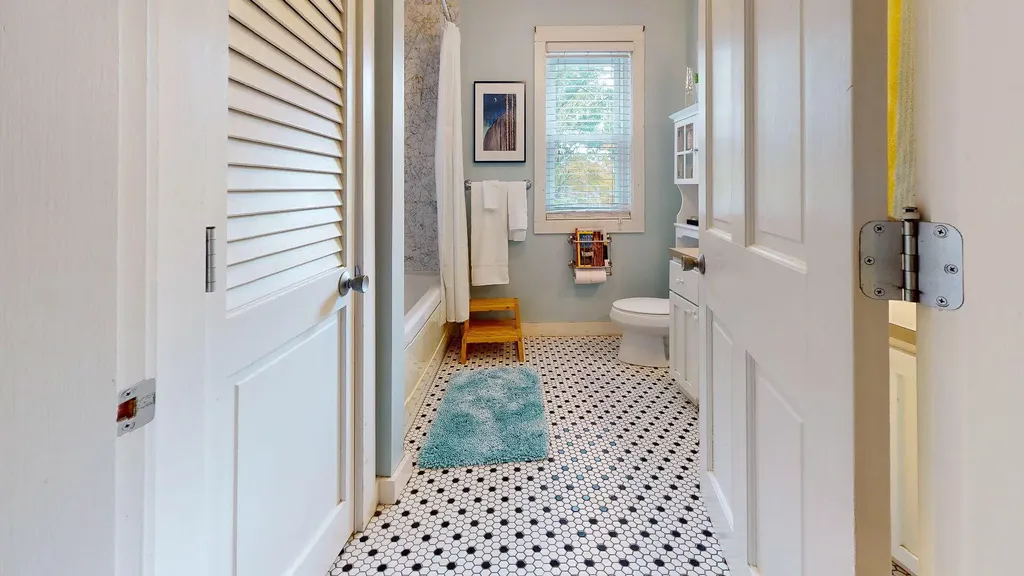 23 Thomas Drive Scarborough ME 04074