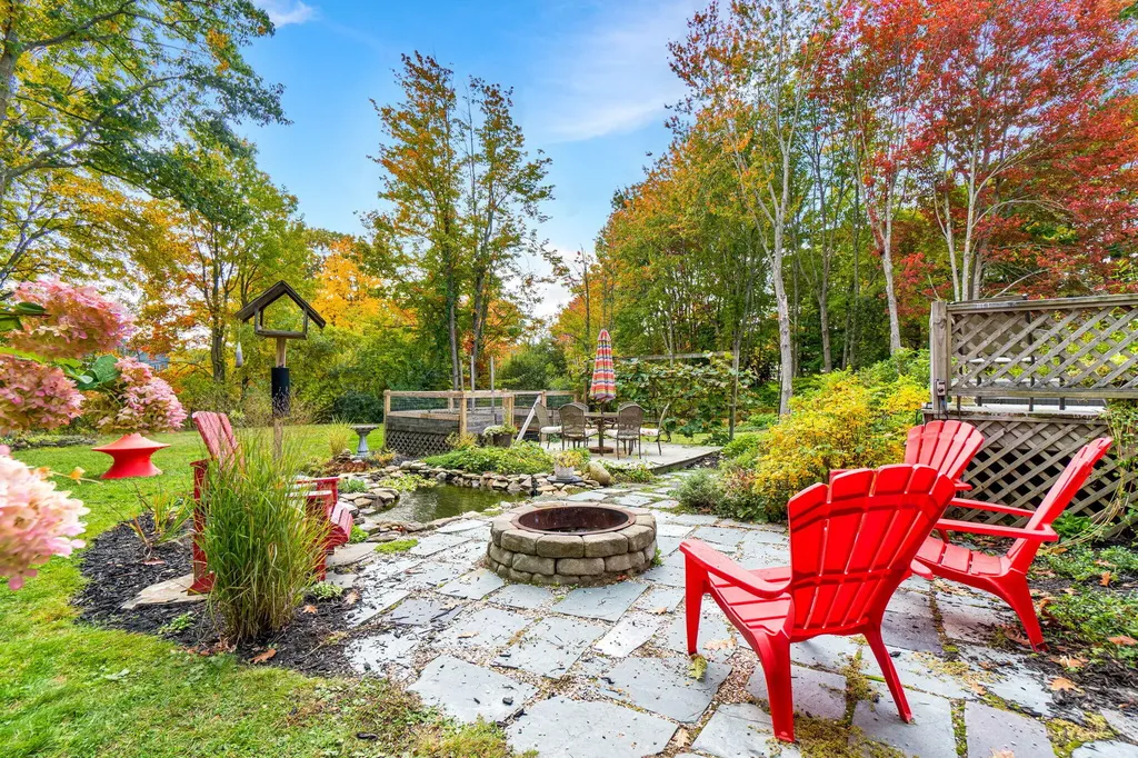 23 Thomas Drive Scarborough ME 04074