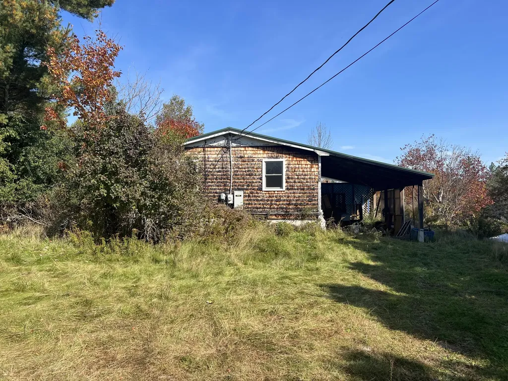 77 Cross Road Bucksport ME 04416