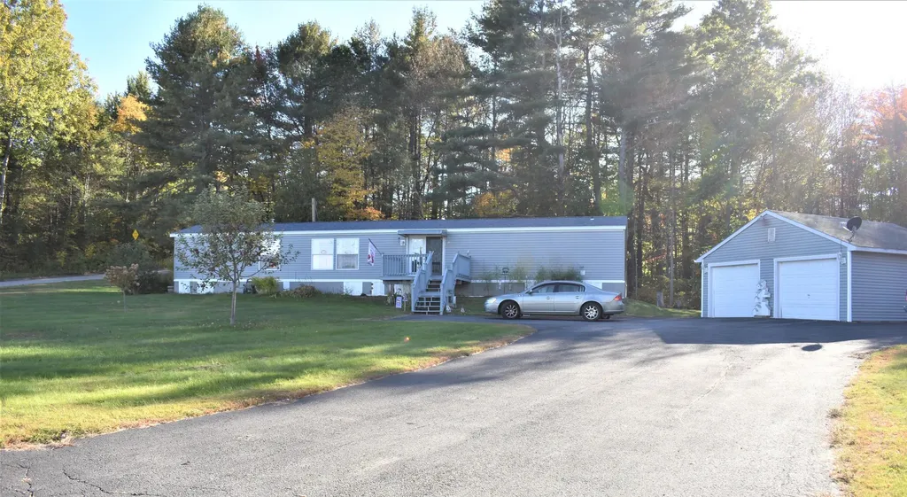43 Chadbourne Road Lewiston ME 04240