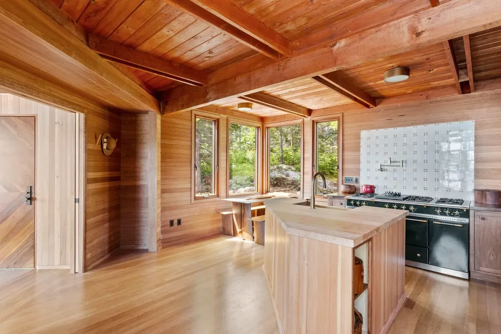 52 Starboard Rock Road Vinalhaven ME 04863